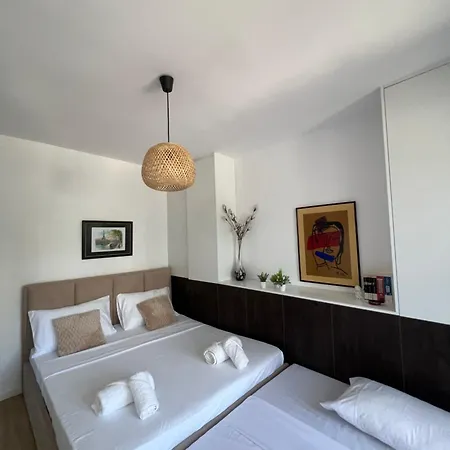 Skanderbeg Square Apartment Appartement *