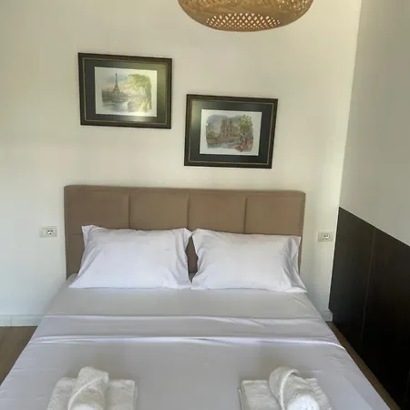 Skanderbeg Square Apartment Appartement *